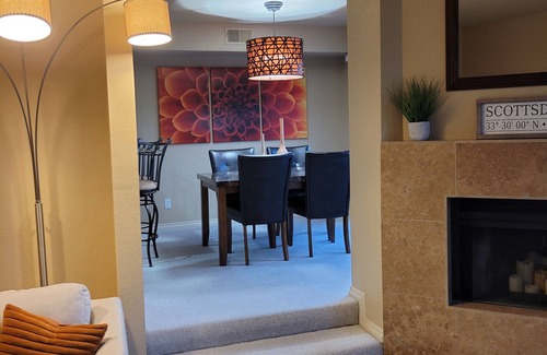 Scottsdale Ranch Condo | Corner Penthouse with Lake & Mountain Views