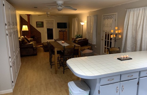 Lincoln Parish Cabin | CornerStone Cabin sleeps 6 secluded on 28 acres