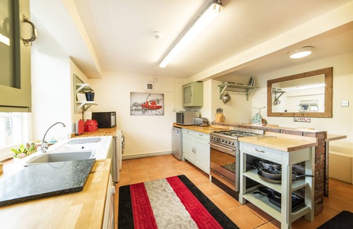 Llangollen House | Cornerstones, 16th Century Luxury Self Catering House overlooking the River Dee