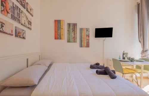 Historic Centre Apartment | Corso Vittorio Tiny House