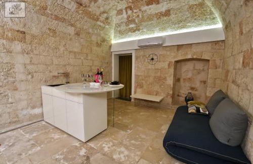 Modugno Bed & Breakfast | Corte Cairoli B&B and Suites