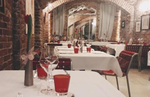 Alba House | Cortiletto d'Alba camere con ristorante