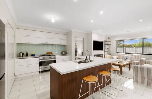 Barwon Heads House | Corymbia- Barwon Heads Beach- Great for 2 families