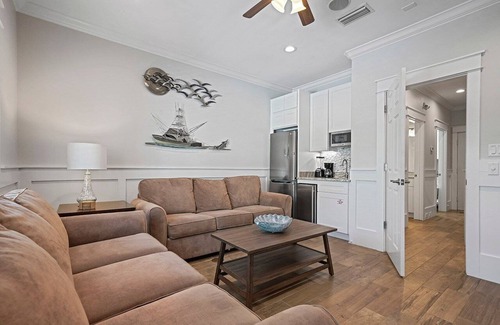 Fort Walton Beach - Destin House | Costa Del Mar - Near the Beach with an Ocean View & Private Pool Area