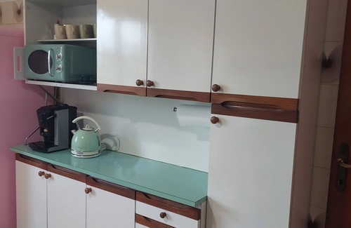 Elice House | Cosy 2 BR in Abruzzo with spectacular 360 degree views, AC, 25 min to Adriatic
