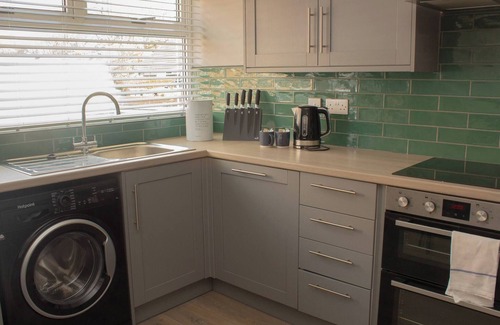 West Kirby House | Cosy 3Bed Bungalow in West Kirby, Free Parking