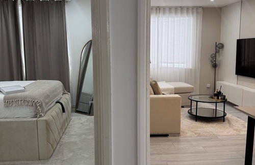 Noel Park Apartment | Cosy A&S Wood Green Apartment