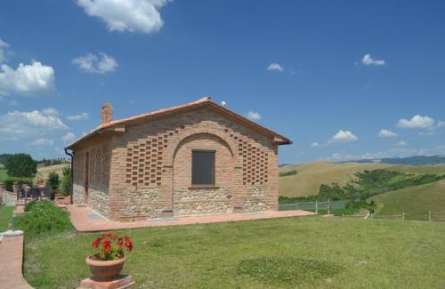 Peccioli House | Cosy agriturismo in Toscana with outdoor swimming pool