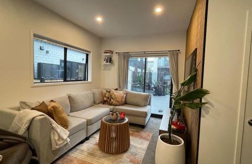 Christchurch City Centre House | Cosy and Central Family Home