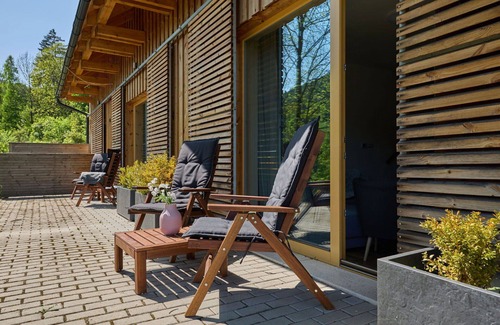 Velka Upa Apartment | Cosy apartment for 4 guests with WIFI, TV, terrace, pets allowed, panoramic view and parking