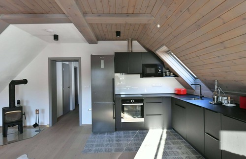 Horni Marsov Apartment | Cosy apartment for 6 people with WIFI, TV, patio, panoramic view and parking