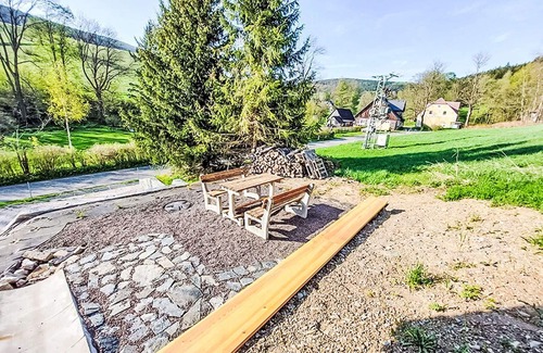 Horni Marsov Apartment | Cosy apartment for 6 people with WIFI, TV, patio, panoramic view and parking