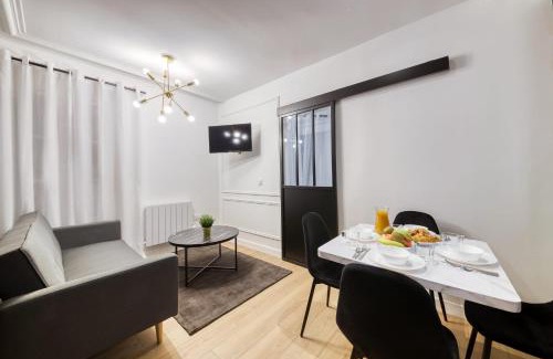 Villeneuve-Saint-Georges Apartment | Cosy apartment - Near Paris - RER D