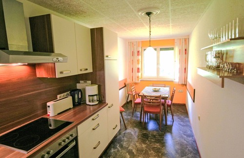 Gortipohl Apartment | Cosy apartment for 5 people with WIFI, TV and terrace