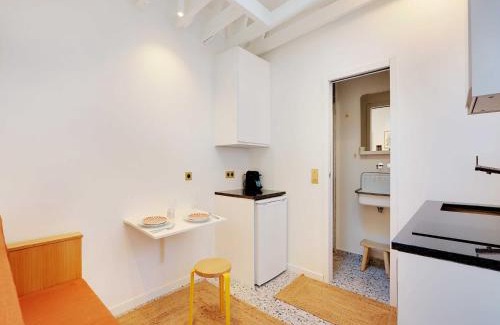 Quartier de la Goutte-d'Or Apartment | Cosy apartment 2P close to Sacré-Coeur