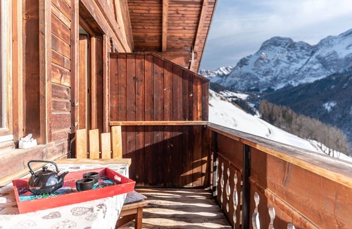 La Valle Apartment | Cosy Apartment "Confolia 1" with Wi-Fi and Mountain View