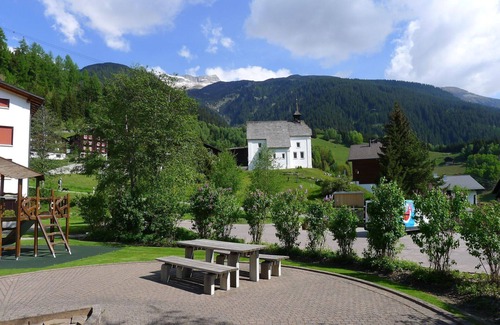 Acletta Apartment | Cosy apartment for 2 guests with WIFI, pool, TV, balcony and panoramic view