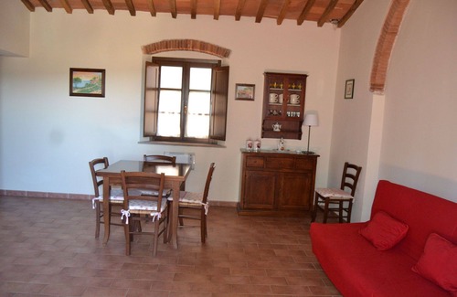 Casalappi Other | Cosy apartment for 3 guests with pool, A/C, TV and panoramic view