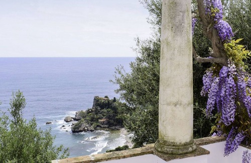 Mazzaro Apartment | Cosy apartment for 3 guests with A/C, pool, WIFI, terrace, pets allowed and parking