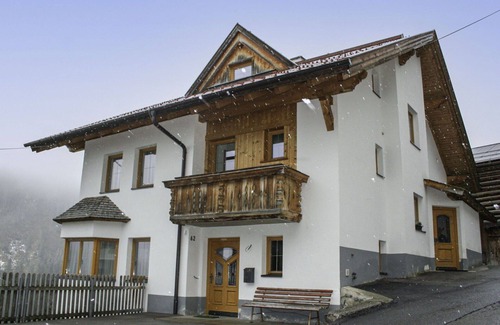 Kappl Apartment | Cosy apartment for 4 guests with WIFI and balcony