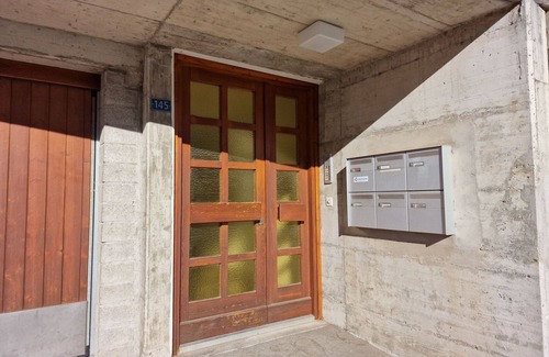 Airolo Apartment | Cosy apartment for 4 people with WIFI, TV, patio and panoramic view