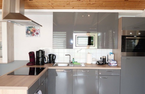 Wangerland Apartment | Cosy apartment for 4 people with WIFI, TV, terrace, pets allowed and parking