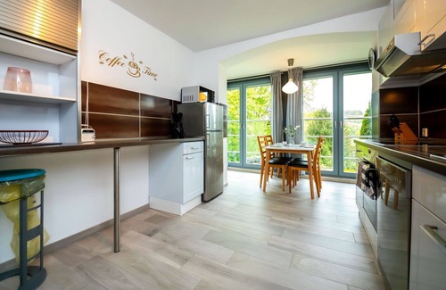 Luegde Apartment | Cosy apartment for 5 guests with WIFI, TV, terrace, pets allowed and parking