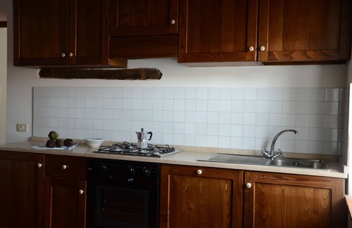 Capolona Apartment | Cosy apartment for 6 guests with WIFI, pool, TV and pets allowed, close to Arezzo