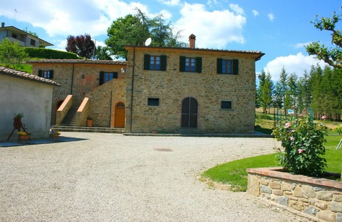 Monte San Savino Apartment | Cosy apartment for 7 people with WIFI and TV, close to Arezzo