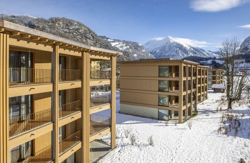 Meiringen Apartment | Cosy apartment for 8 people with WIFI, TV, terrace, pets allowed and parking