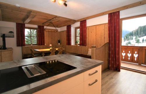 Wildschoenau Apartment | Cosy apartment for 5 people with WIFI, TV and terrace