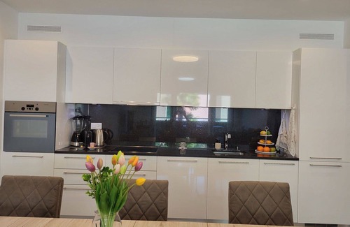 Caslano Apartment | Cosy apartment for 4 guests with WIFI, TV and terrace