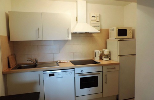 Partinello Apartment | Cosy apartment for 4 people with A/C, WIFI, TV, patio, pets allowed and panoramic view