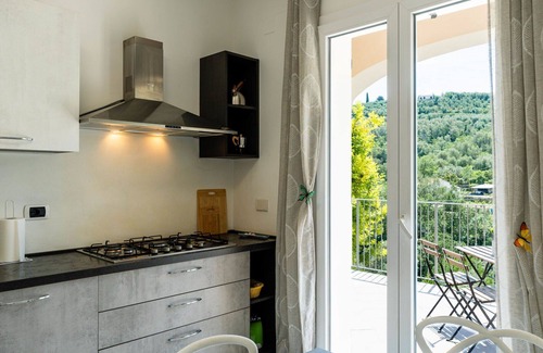 Pontedassio Apartment | Cosy apartment for 6 guests with pool, WIFI, patio and pets allowed