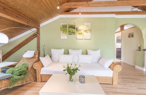Erling Apartment | Cosy Apartment Gabi in Andechs with Wi-Fi; Parking Available, Pets Allowed
