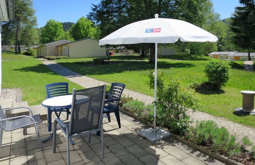 Maierhofen House | Cosy apartment in villa for 6 people with pool, TV, terrace and parking