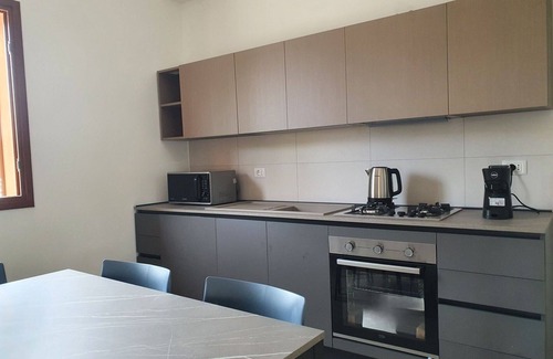 Partinico Apartment | Cosy apartment for 6 people with WIFI, pool, A/C, TV and terrace