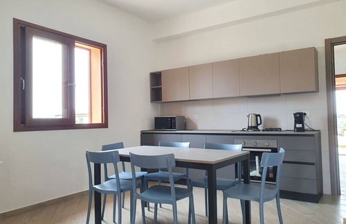 Partinico Apartment | Cosy apartment for 6 people with WIFI, pool, A/C, TV and terrace