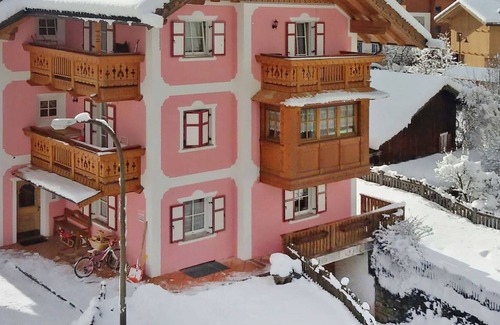 San Giovanni di Fassa Apartment | Cosy apartment for 5 guests with WIFI, TV, terrace and parking