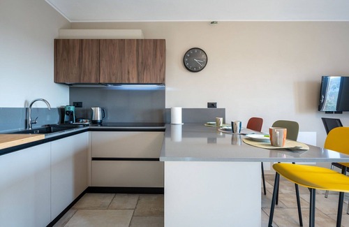 Rocca D'Arazzo Apartment | Cosy apartment for 4 people with WIFI, A/C, TV, terrace and parking
