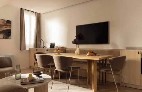 Saint-Vincent-de-Paul Apartment | Cosy apat with AC -3BR- 8P- Canal Saint-Martin