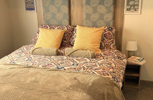 New Forest District Cabin | Cosy Beach Getaway Naish Est near New Forest