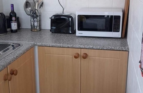 Bridlington Ski Chalet | Cosy Bridlington chalet w/terrace — 5 min from the beach!