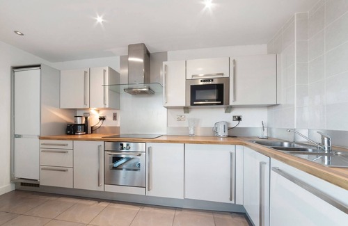 Canary Wharf Apartment | Cosy Canary Wharf & O2