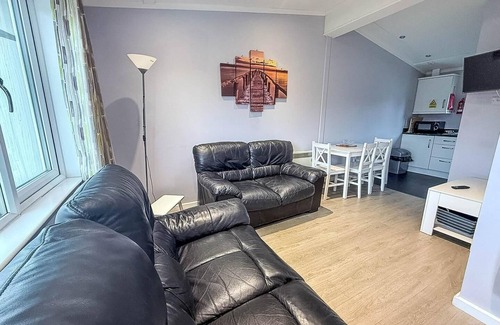 Oulton Broad Ski Chalet | Cosy chalet on a Beautiful holiday park in Lowestoft ref 12080B