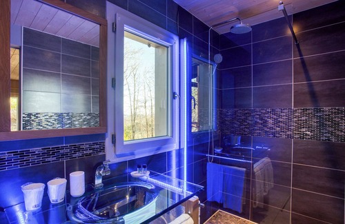 Saint-Cybranet Ski Chalet | Cosy chalet with private indoor spa, hotel-style, quiet location near Sarlat