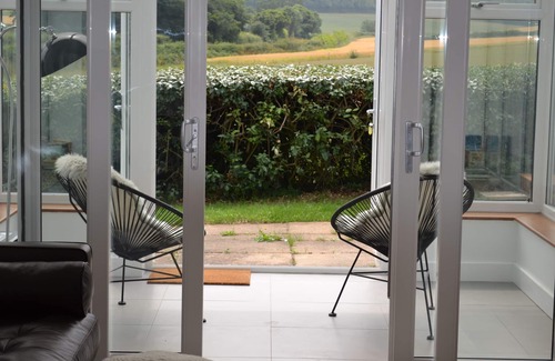 Deepdale Cottage | Cosy, comfy cottage near glorious beaches!