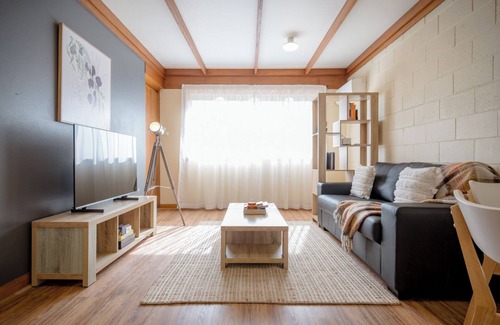 East Launceston Apartment | Cosy & Convenient: WiFi & Parking