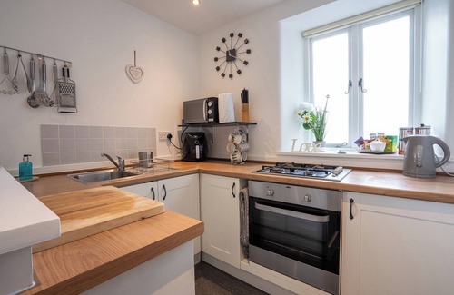 Baslow Cottage | ✨ Cosy Corner Cottage – A Cosy Hideaway in the Peak District 🏡