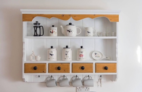 Temple Ewell Cottage | Cosy cottage in Temple Ewell, walk to the local pub and Kearsney Abbey
